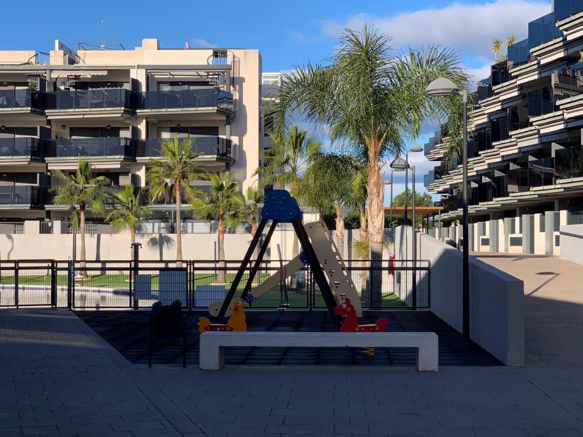 Realrent Neo Mediterraneo Apartment *